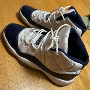 Air Jordan, Win like ‘82 Midnight.